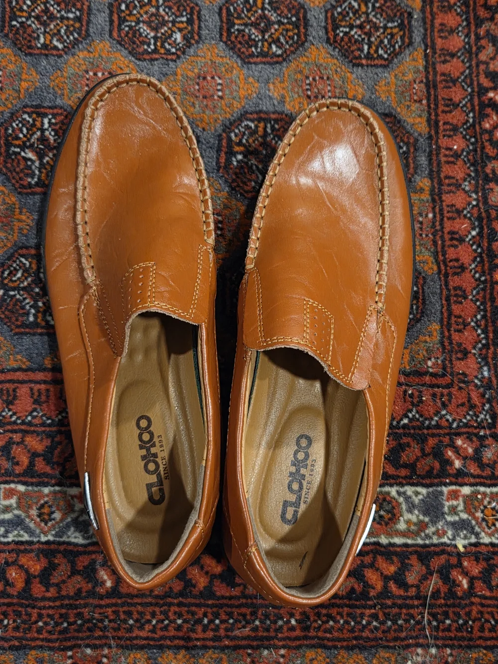 Clohoo Tan Leather Slip-On Loafers